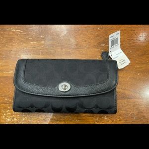 Brand new Coach Wallet